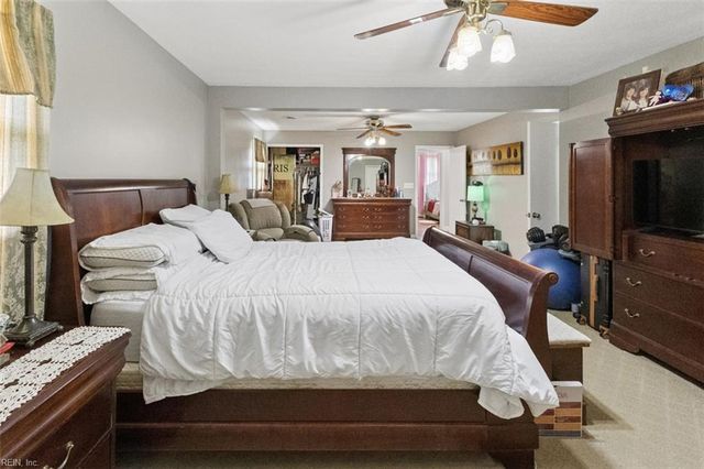 224 Essex DR, Chesapeake, VA 23320