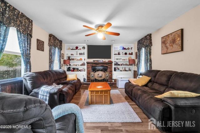 367 Brook Avenue, North Plainfield, NJ 07062