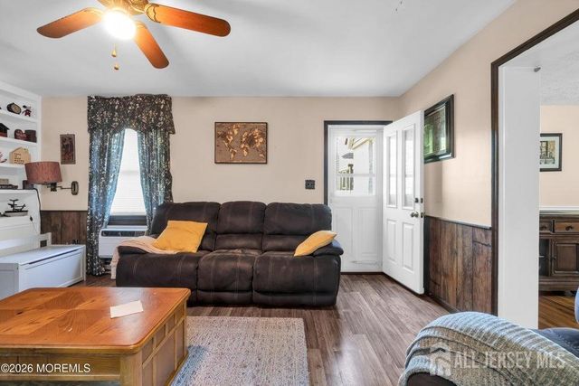 367 Brook Avenue, North Plainfield, NJ 07062