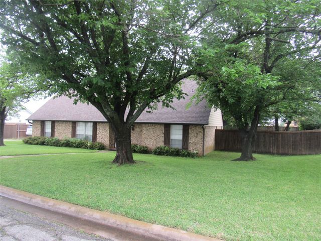 720 Blanton Drive, Sherman, TX 75092
