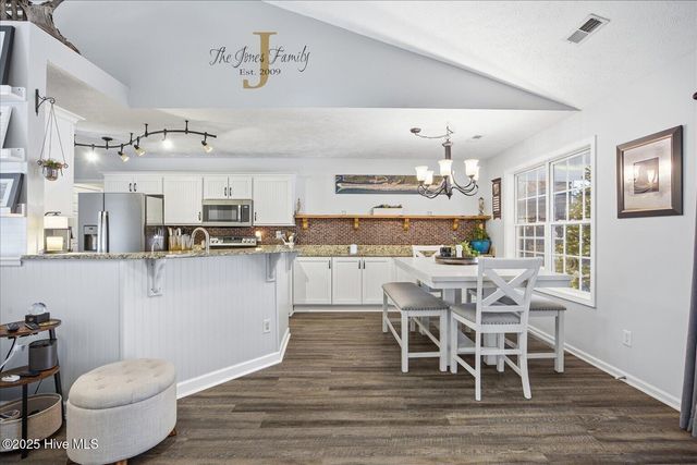 108 Hedingham Court, Wilmington, NC 28412