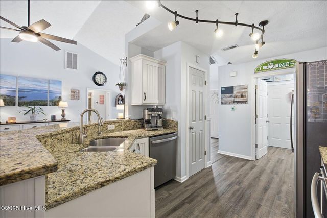 108 Hedingham Court, Wilmington, NC 28412