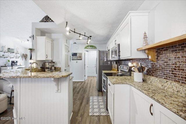 108 Hedingham Court, Wilmington, NC 28412