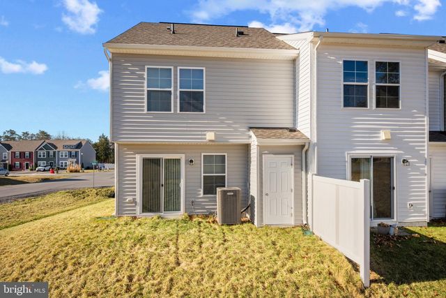 12 PITCH PINE CT, Bunker Hill, WV 25413