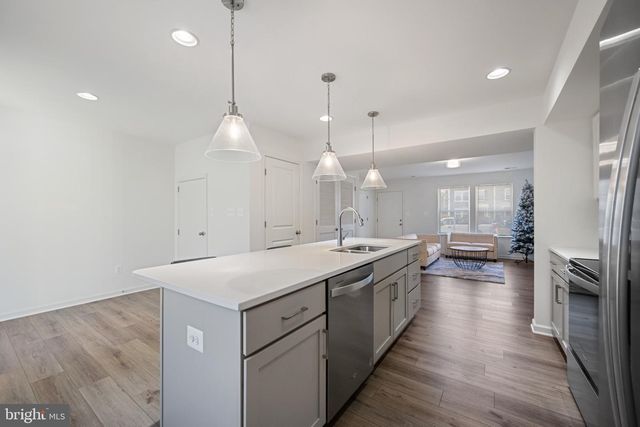 12 PITCH PINE CT, Bunker Hill, WV 25413