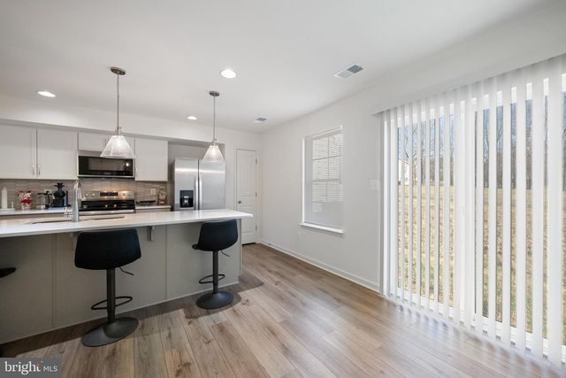 12 PITCH PINE CT, Bunker Hill, WV 25413