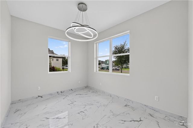 1703 Oak Alley Drive, Mission, TX 78572