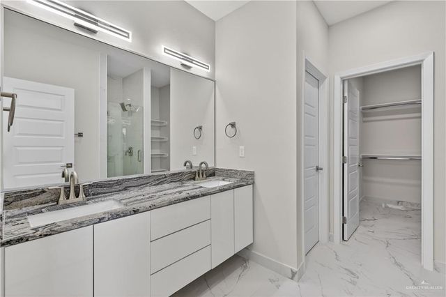 1703 Oak Alley Drive, Mission, TX 78572