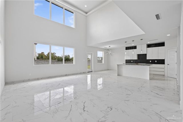 1703 Oak Alley Drive, Mission, TX 78572
