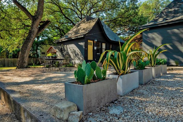 1503 Drake Ave B, Austin, TX 78704