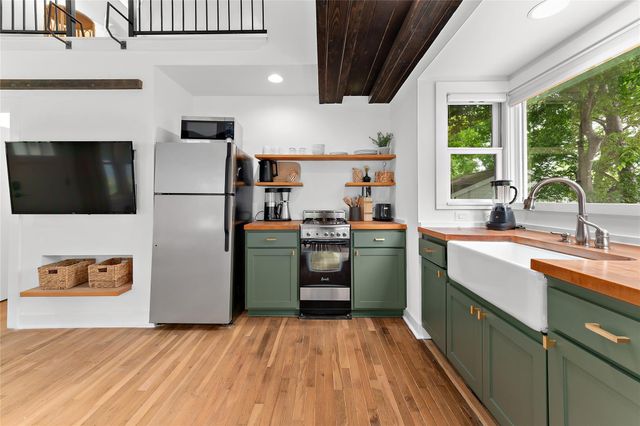 1503 Drake Ave B, Austin, TX 78704
