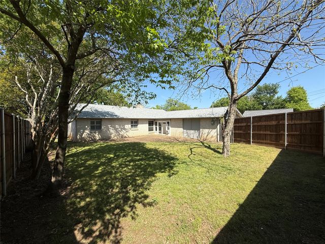 12220 Hightower Place, Dallas, TX 75244