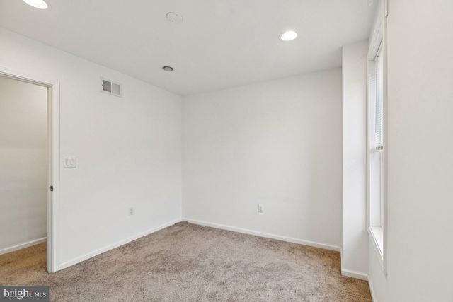 359 LEMONTE ST, Philadelphia, PA 19128