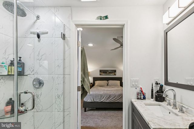 359 LEMONTE ST, Philadelphia, PA 19128