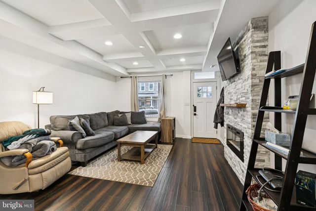 359 LEMONTE ST, Philadelphia, PA 19128