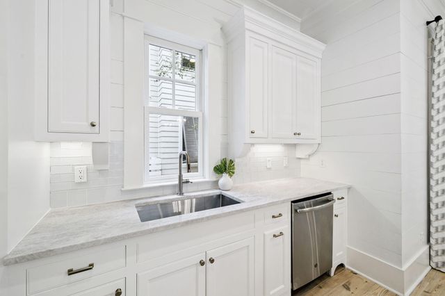 30 E Yacht Pond Lane, Watersound, FL 32461