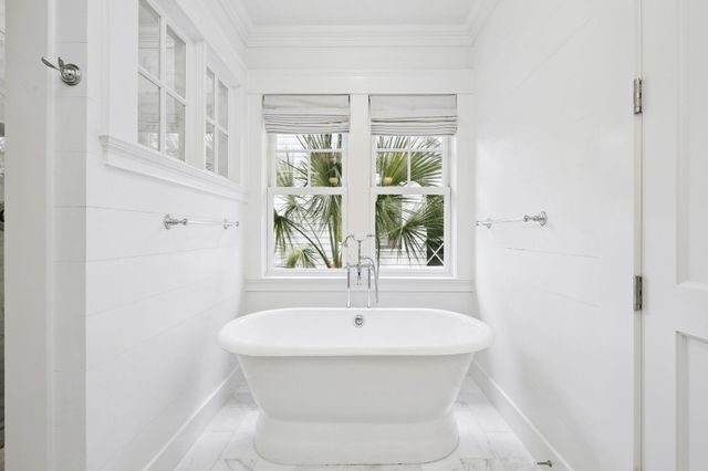 30 E Yacht Pond Lane, Watersound, FL 32461