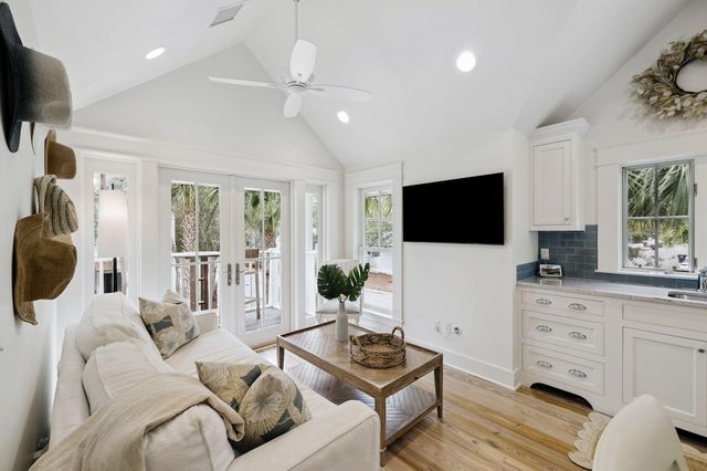 30 E Yacht Pond Lane, Watersound, FL 32461