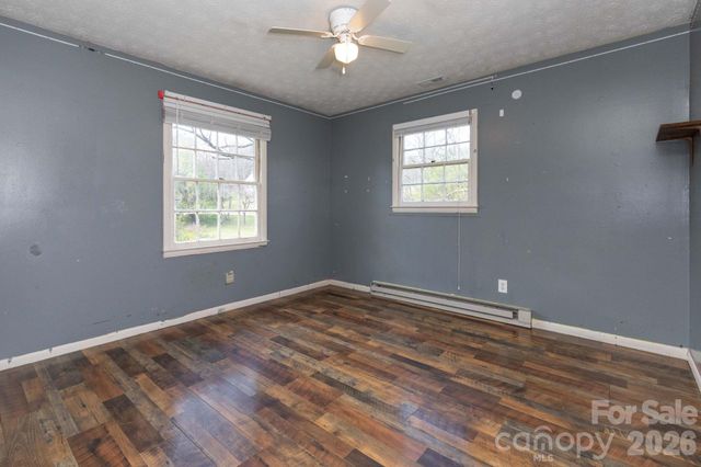 380 Woodland Church Road, Clyde, NC 28721