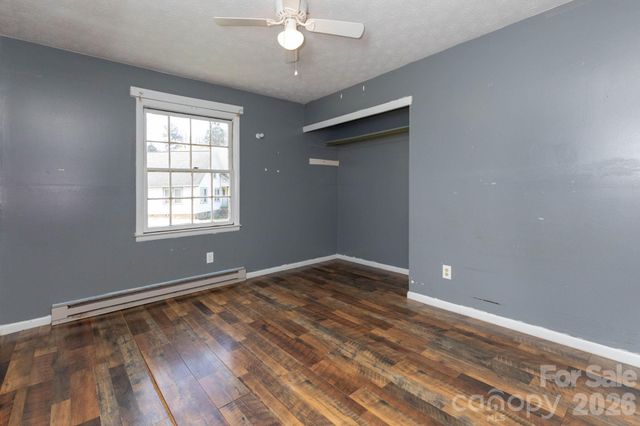 380 Woodland Church Road, Clyde, NC 28721