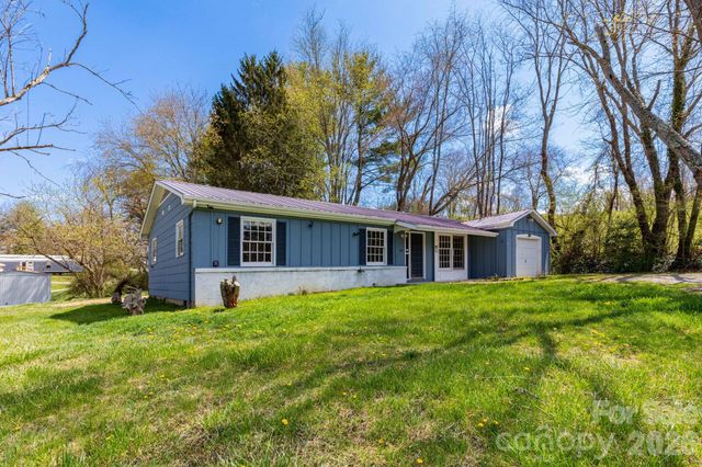 380 Woodland Church Road, Clyde, NC 28721