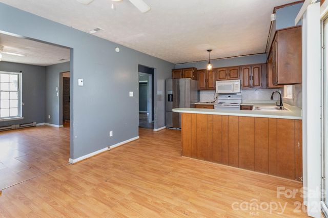 380 Woodland Church Road, Clyde, NC 28721