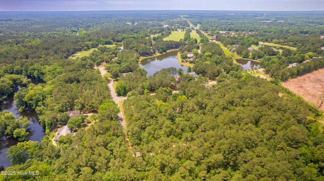 104 River Woods Drive, Wallace, NC 28466