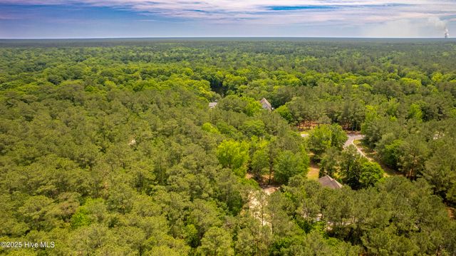 104 River Woods Drive, Wallace, NC 28466