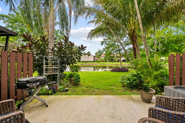 4352 Carambola Circle N, Coconut Creek, FL 33066