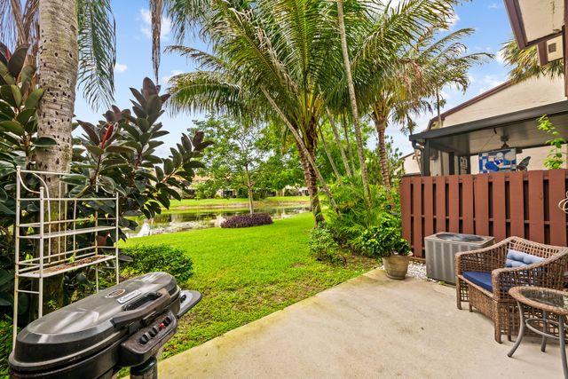 4352 Carambola Circle N, Coconut Creek, FL 33066