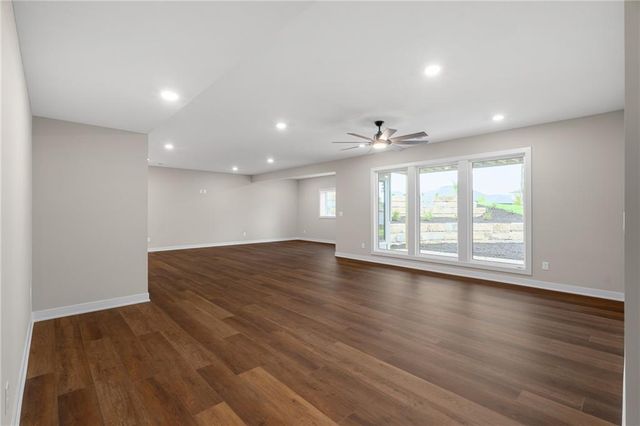 13548 Terrace Park Drive, Parkville, MO 64152