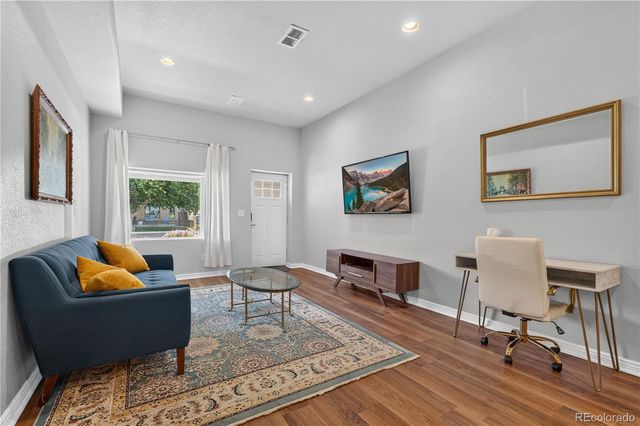 3817 N Franklin Street, Denver, CO 80205