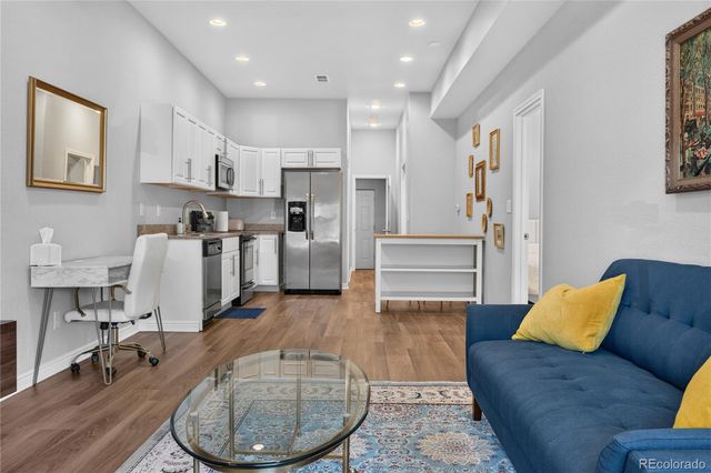 3817 N Franklin Street, Denver, CO 80205