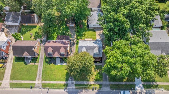 7817 Maple Leaf Drive, Madeira, OH 45243