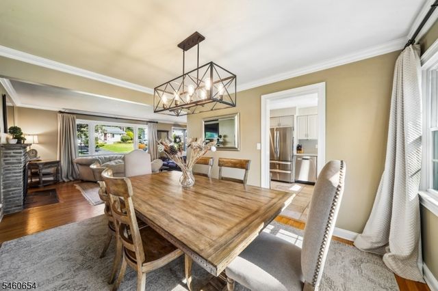 10 Hampton Ter, Livingston Twp., NJ 07039
