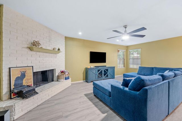 10212 W Rutland VLG, Austin, TX 78758
