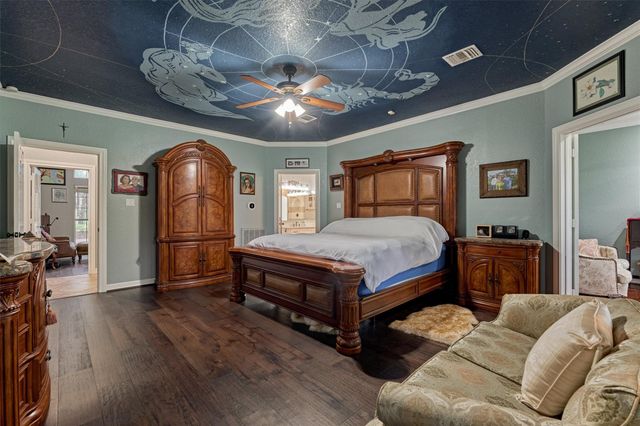 609 Edgewood Drive, Montgomery, TX 77356