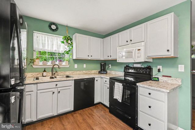 418 STATE ST, East Greenville, PA 18041