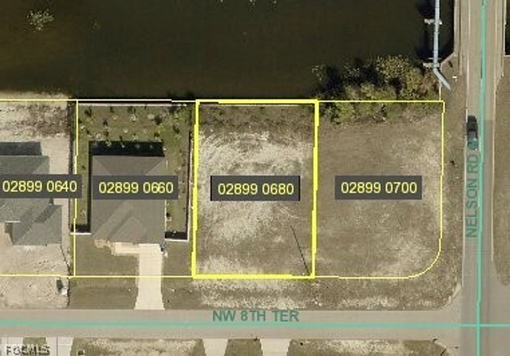 805 NW 8th TER, Cape Coral, FL 33993