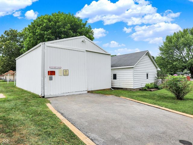 405 E Howard Avenue, Arcadia, IN 46030