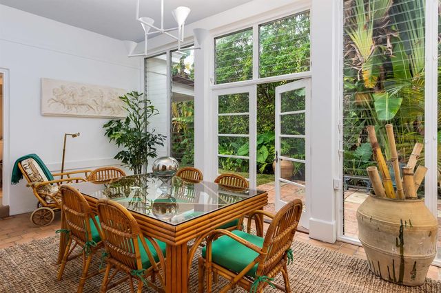 425 Seaspray Avenue, Palm Beach, FL 33480