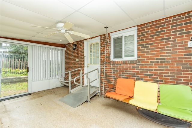 127 Mardi Gras Dr, Plum Boro, PA 15239