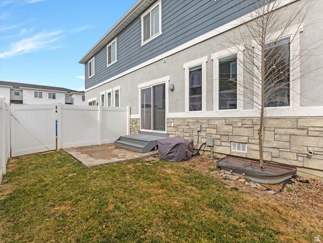 1733 W SHADE LN, Riverton, UT 84065