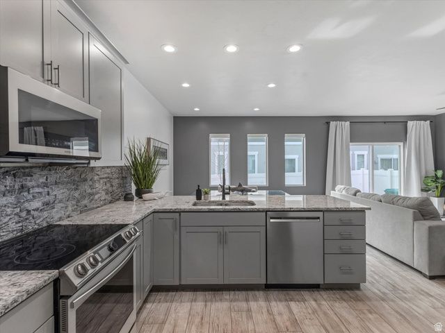 1733 W SHADE LN, Riverton, UT 84065