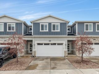 1733 W SHADE LN, Riverton, UT 84065