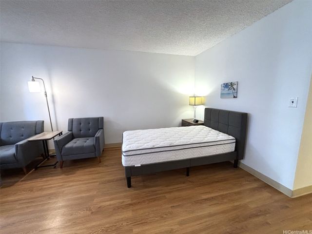 747 Amana Street 413, Honolulu, HI 96814