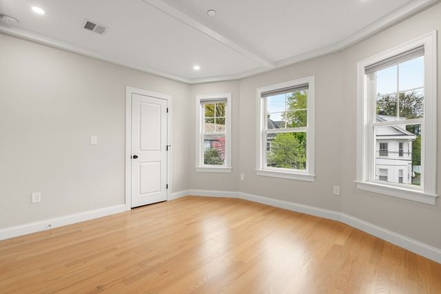 13 Belknap St 13, Arlington, MA 02474
