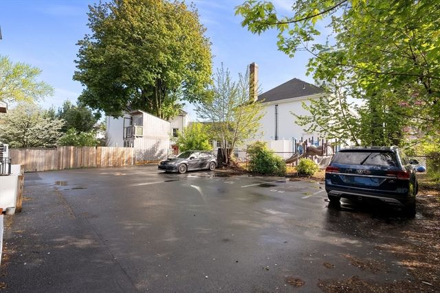 13 Belknap St 13, Arlington, MA 02474