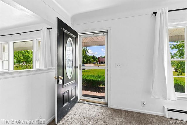 1049 E Hill Road, Grand Blanc, MI 48439