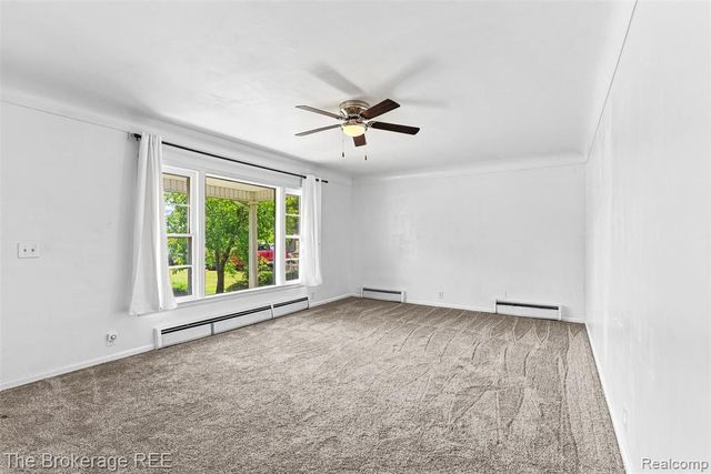 1049 E Hill Road, Grand Blanc, MI 48439